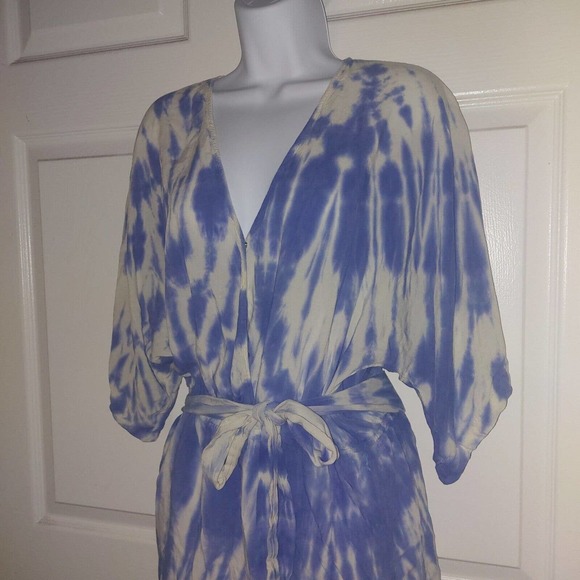 LULUS Blue Tie Dye Romper Size M Seaside Gale Surplice Top - Picture 3 of 6